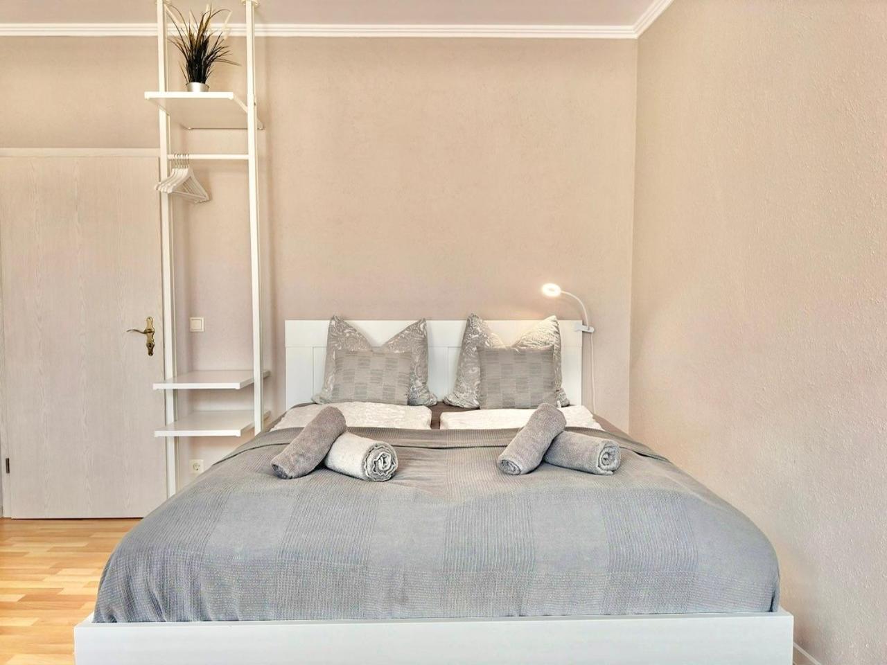Appartement "Stadtgefluester" Im Zentrum, Inkl Stellplatz, 2 Betten, Babybett, Balkon, Gratis Kaffee Und Tee, Wlan Bautzen Extérieur photo